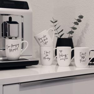 Statement Mug Keep calm and drink coffee