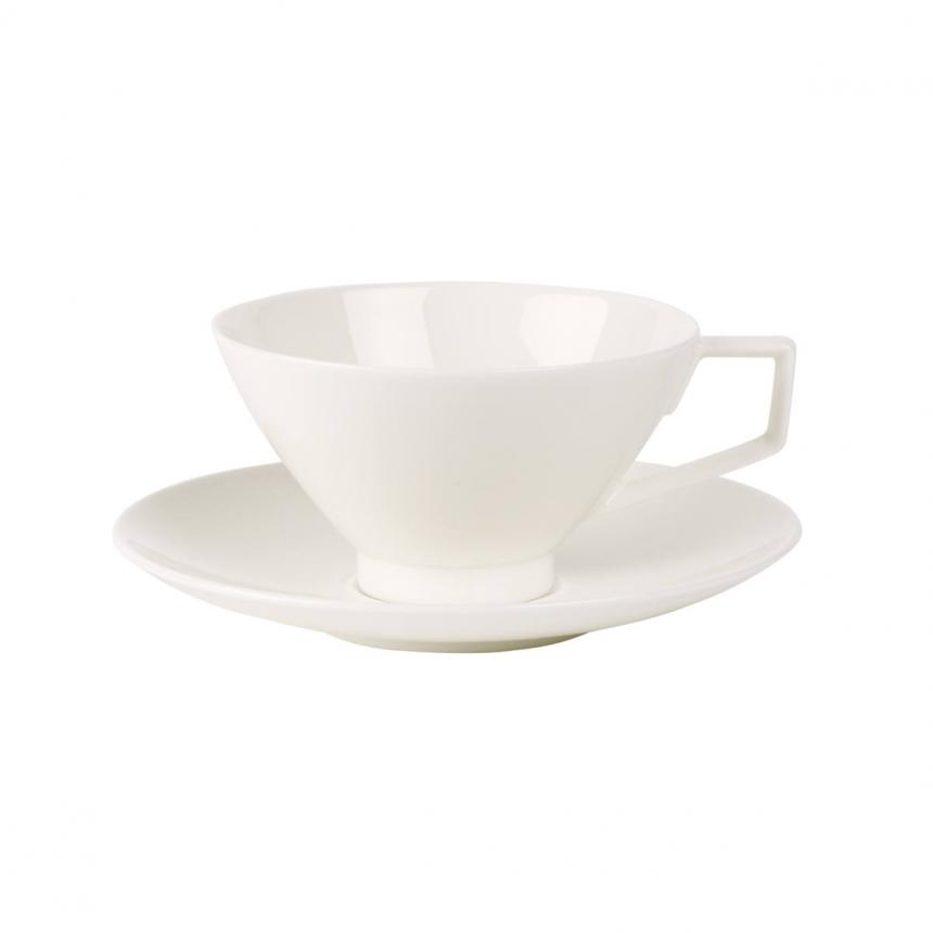 La Classica Nouva tea cup and saucer